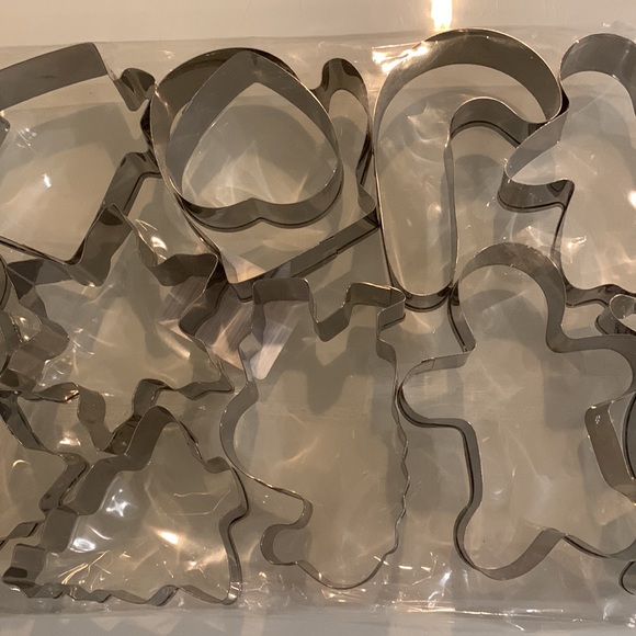 New - Christmas cookie cutter set of 12 - Picture 3 of 4